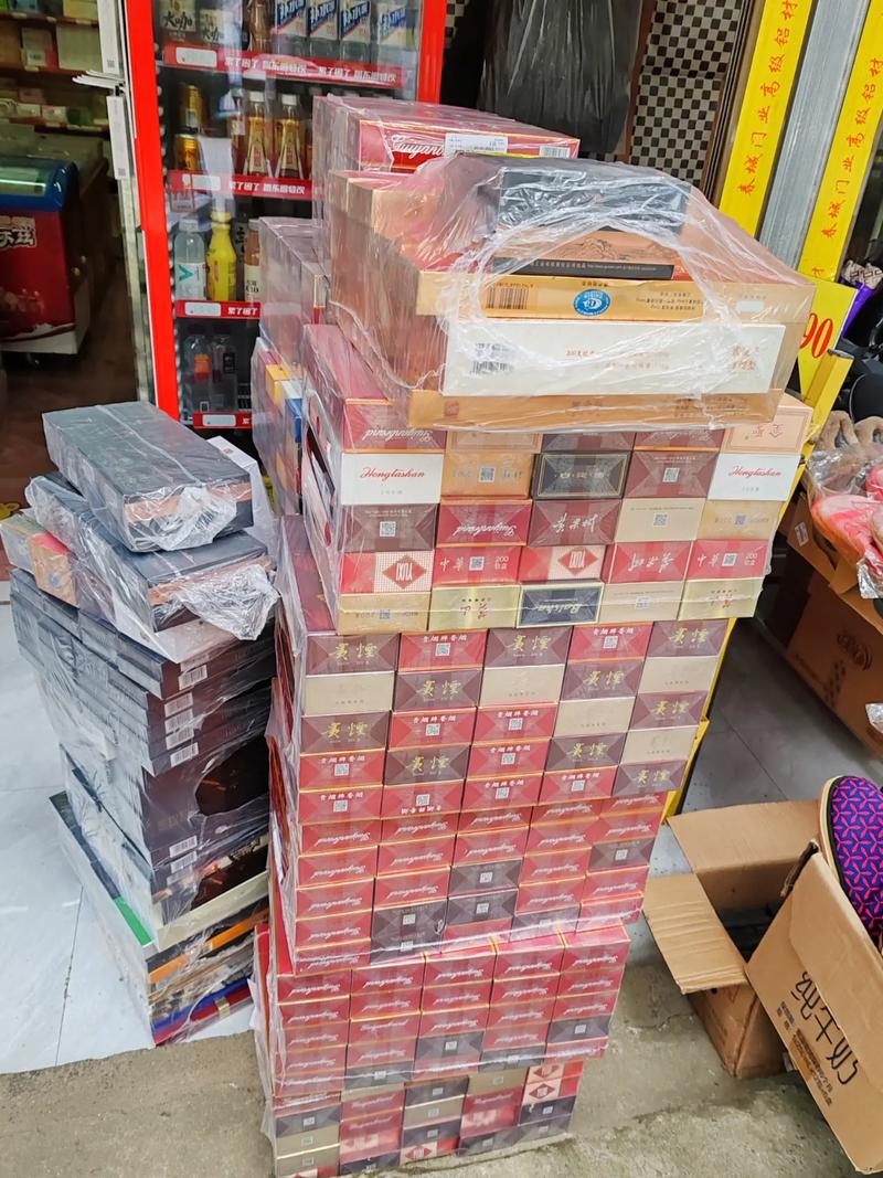 揭秘一手香烟批发市场，货源直供，价格实惠，商机无限！